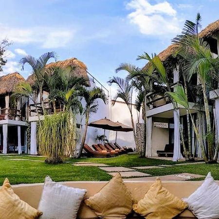 Mocca Hotels Тепостлан Экстерьер фото